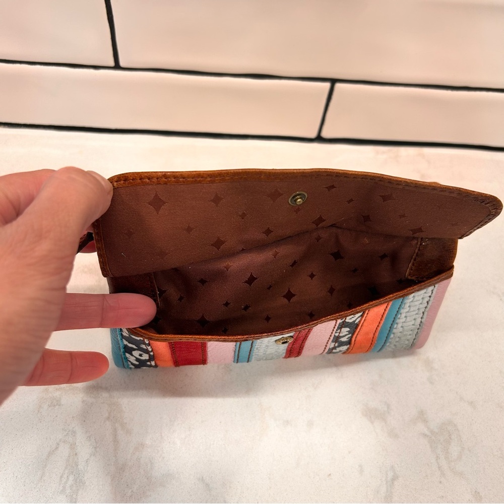 Fossil Emory Patchwork Multicolor Clutch Wallet - image 5